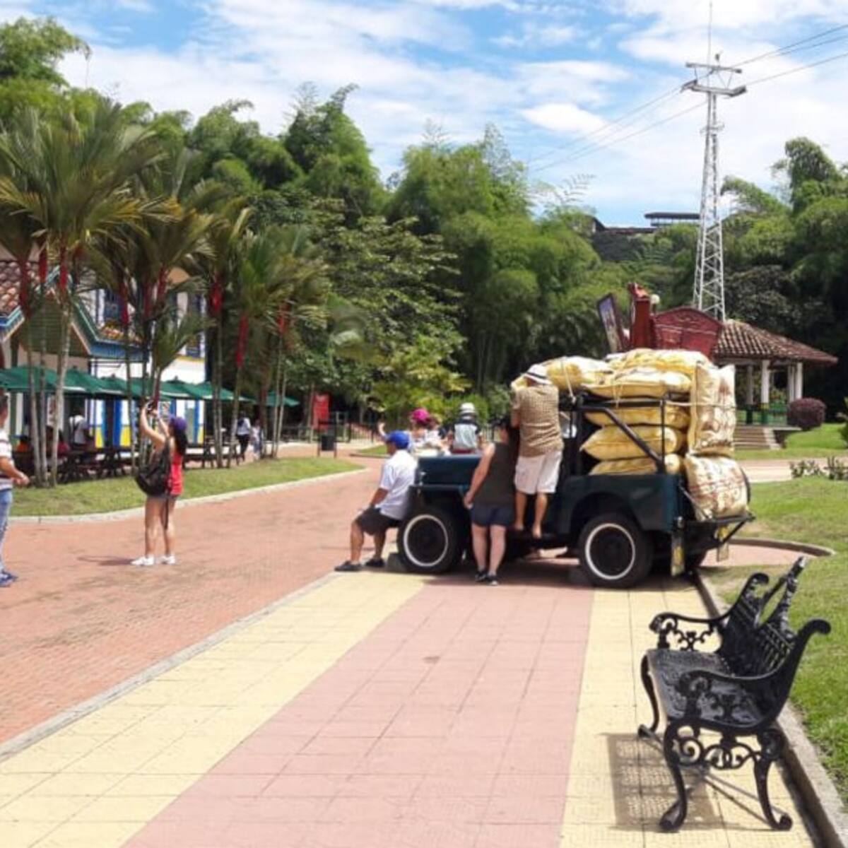 En Quindío alertan por venta de pasaportes falsos a parques temáticos