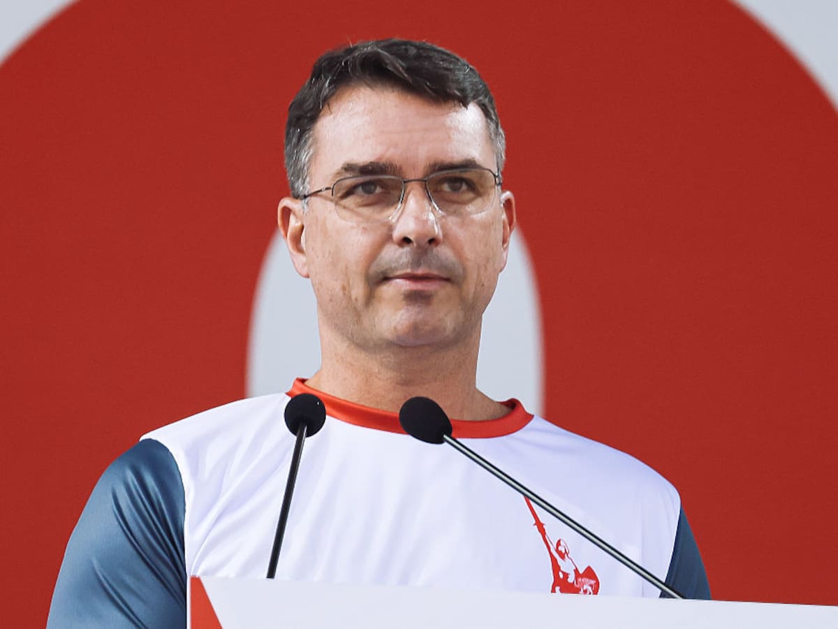 Corte Suprema de Brasil ordena investigar a Flávio Bolsonaro por posibles calumnias contra Lula