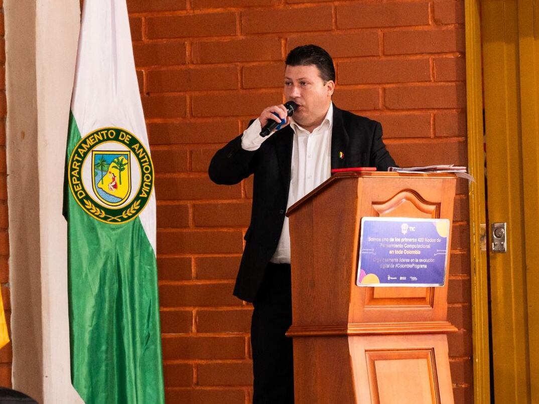 Diego Mauricio Grisales Gallego alcalde de Guarne - foto alcaldía