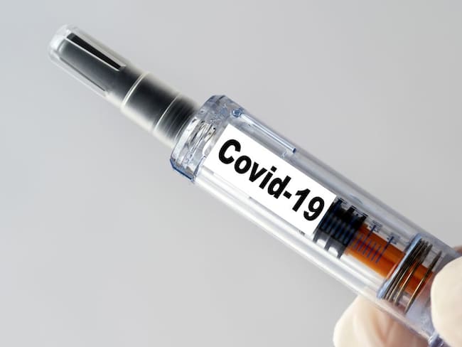 Colombia suministraría gratis vacuna del coronavirus a su población