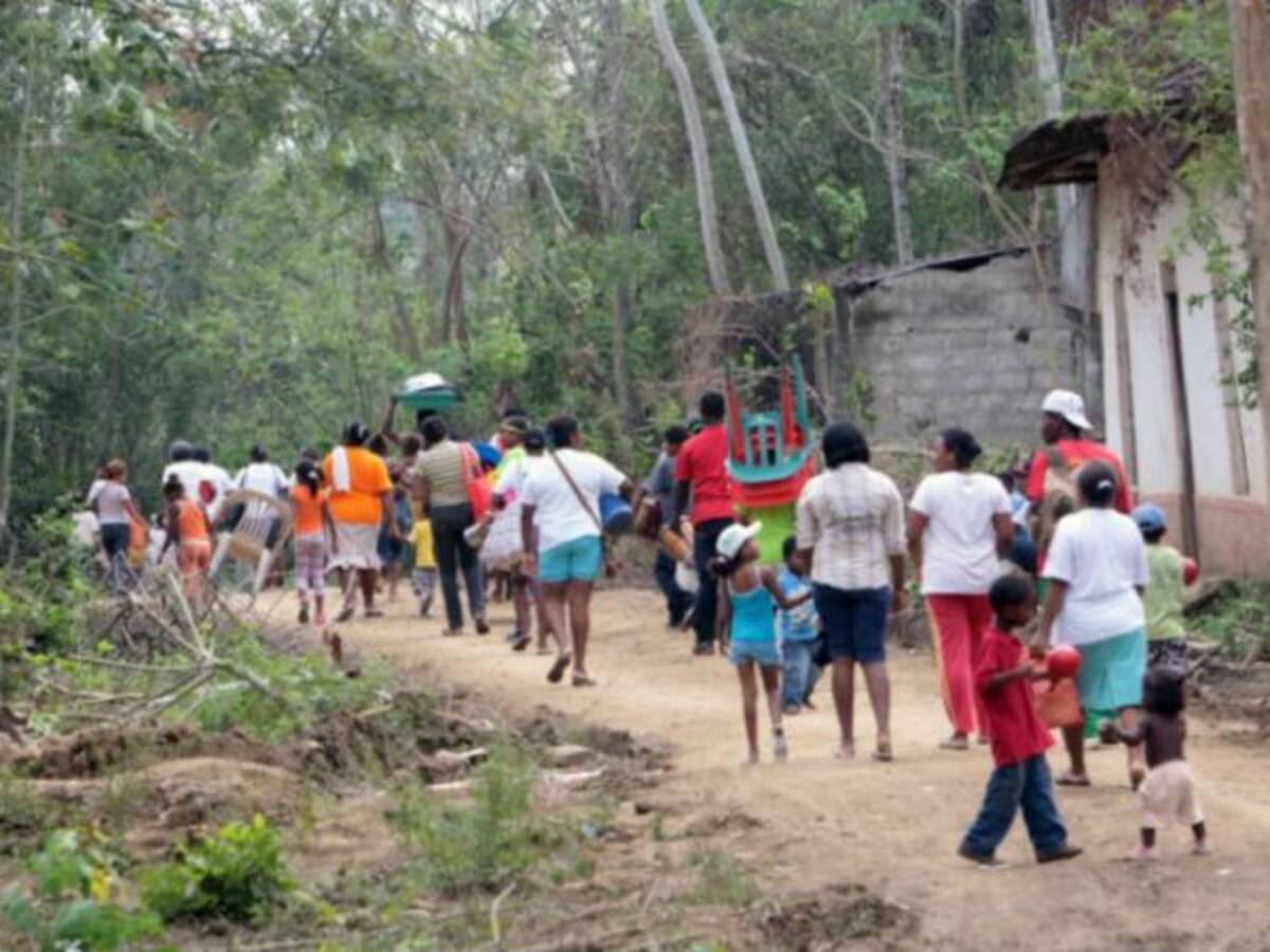 Frontera venezolana recibe desplazados del Catatumbo