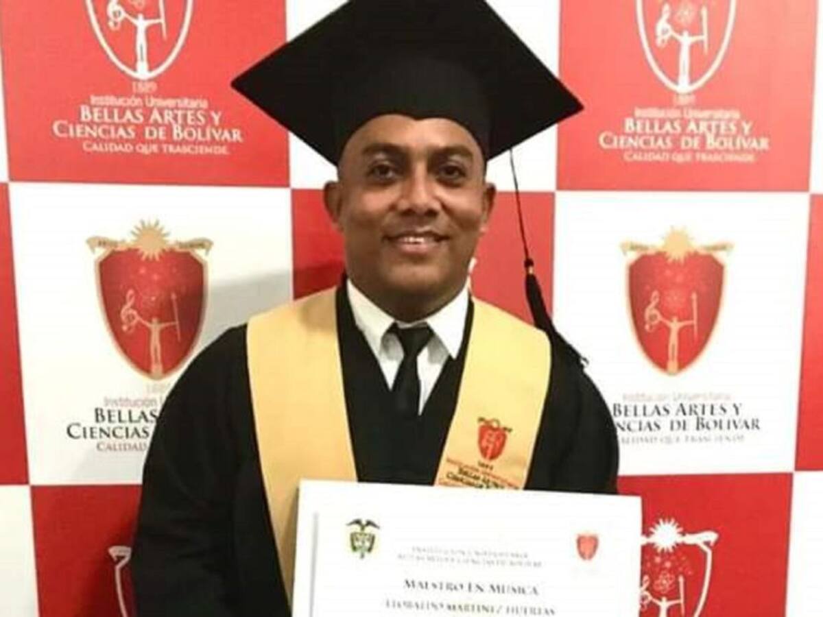 En Cartagena Bellas Artes realizó graduación de 121 profesionales