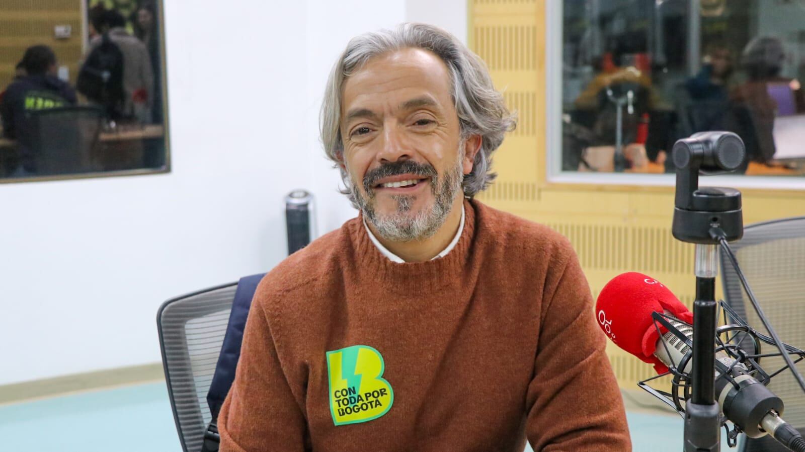 Juan Daniel Oviedo en el debate de Hora 20 / Caracol Radio