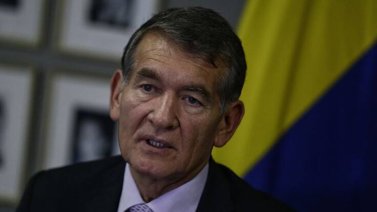 Angel Custodio Cabrera, Ministro del trabajo, habló sobre el decreto que reglamentó el nuevo piso de protección social