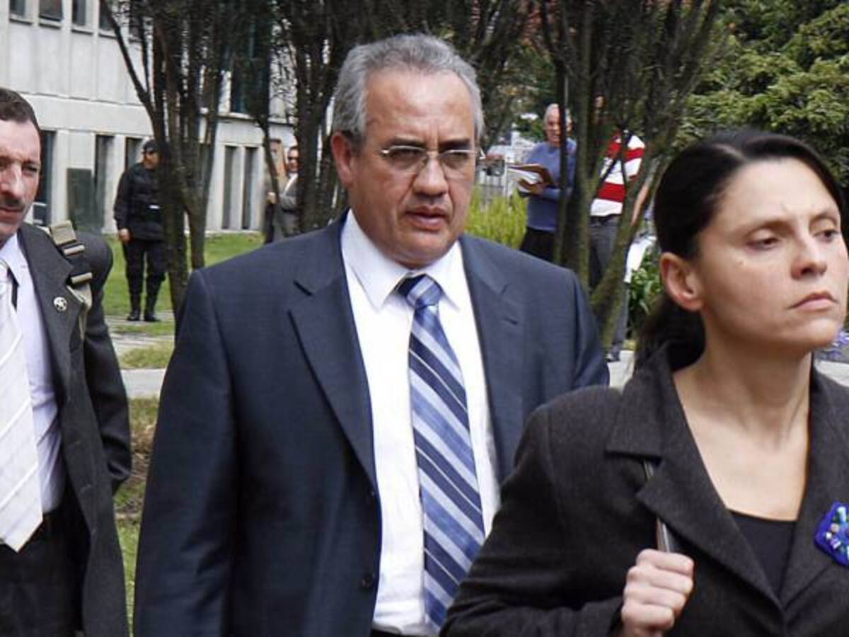 Piden investigar supuestas extorsiones en Córdoba, César y Sucre de sobrino de Julio Manzur