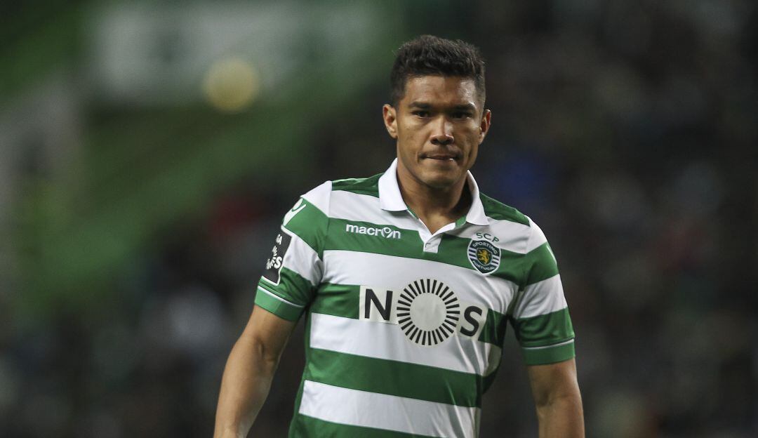 'Teo' vistiendo la camiseta del Sporting en 2016