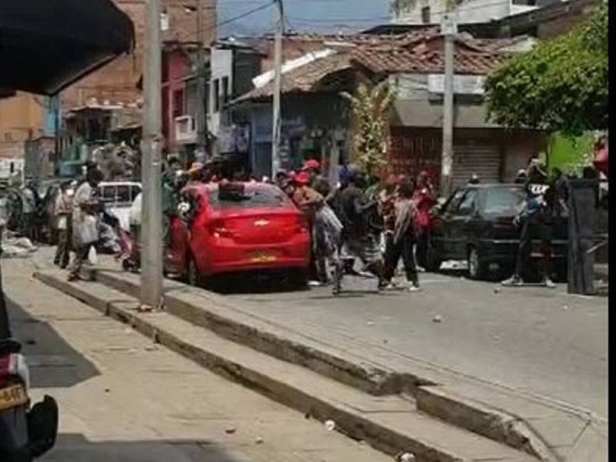 Investigadores de la Fiscalía agredidos por habitantes de calle en Medellín