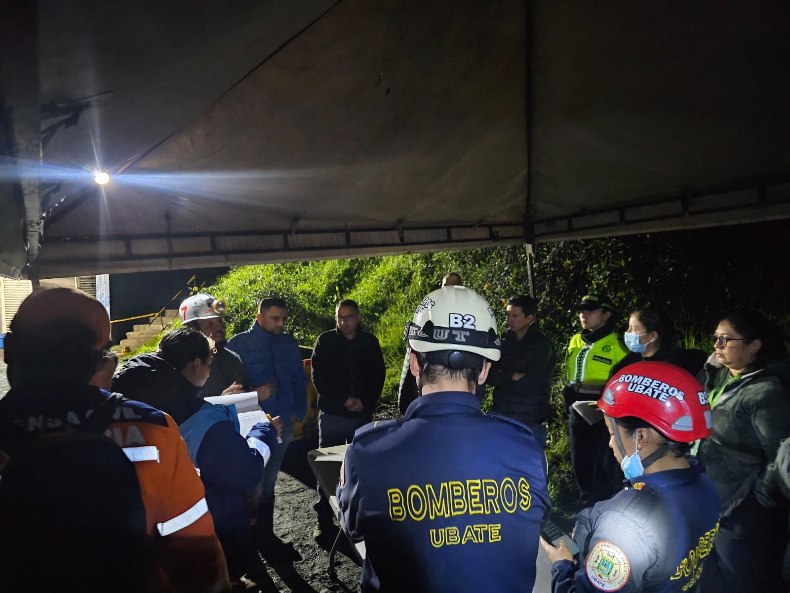 6 mineros ya han sido rescatados: todavía hay varios trabajadores atrapados en la mina de Sutatausa