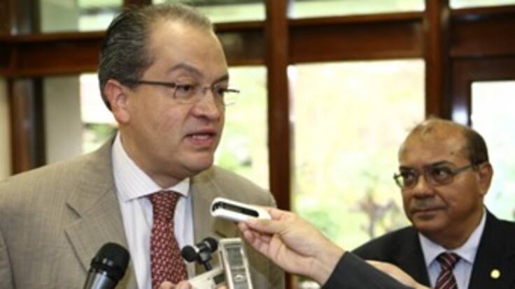 Demandas contra el Estado representan dos veces el PIB: Fernando Carrillo