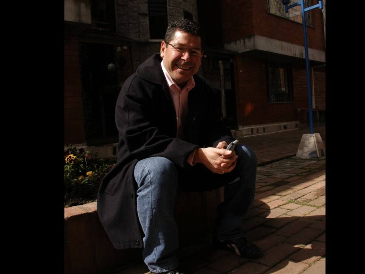 Alfredo Serrano llevará a televisión su libro “las siete vidas de la gata”