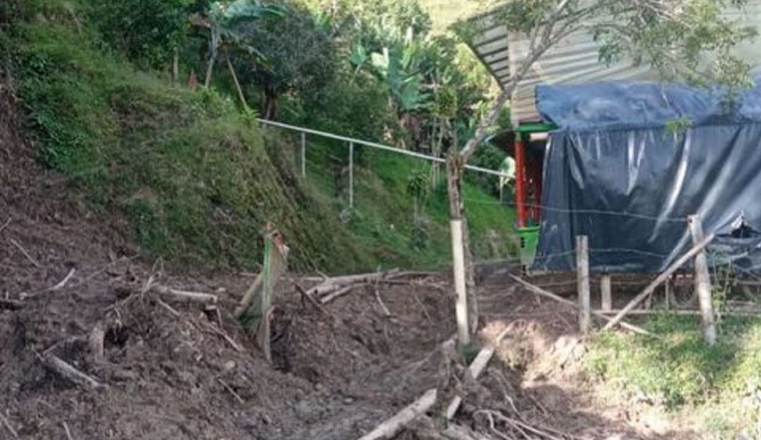 Varias viviendas afectadas por la ola invernal en Caldas