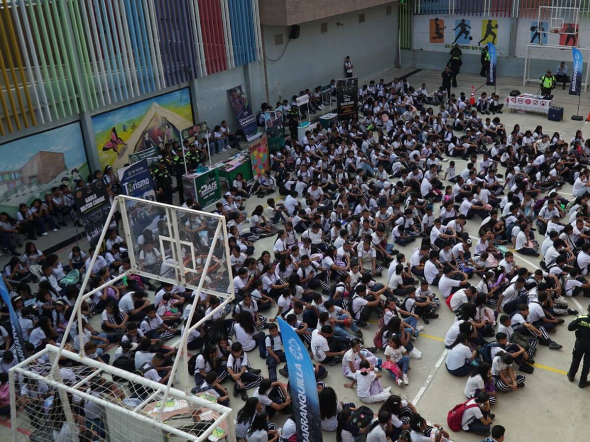 Barranquilla inició el calendario escolar 2026 con más de 190.000 estudiantes en las aulas