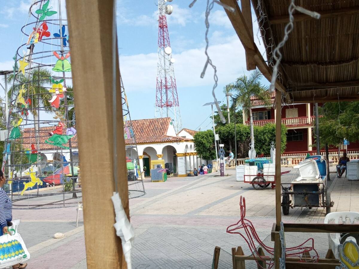 Piden liquidación a contrato de alumbrado navideño en Turbaco