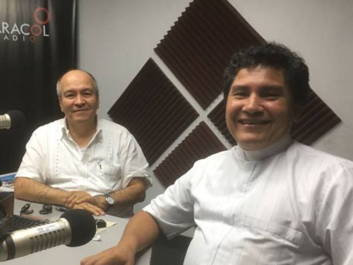 El padre Jhon Reyna en la mira de los asesinos