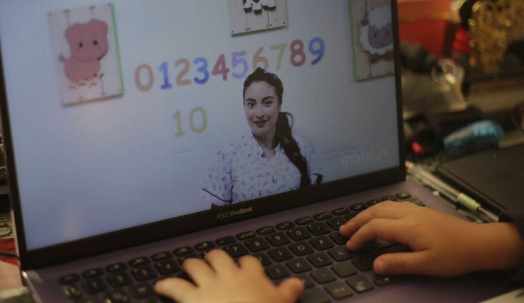 Contagio COVID-19 en niños de colegios