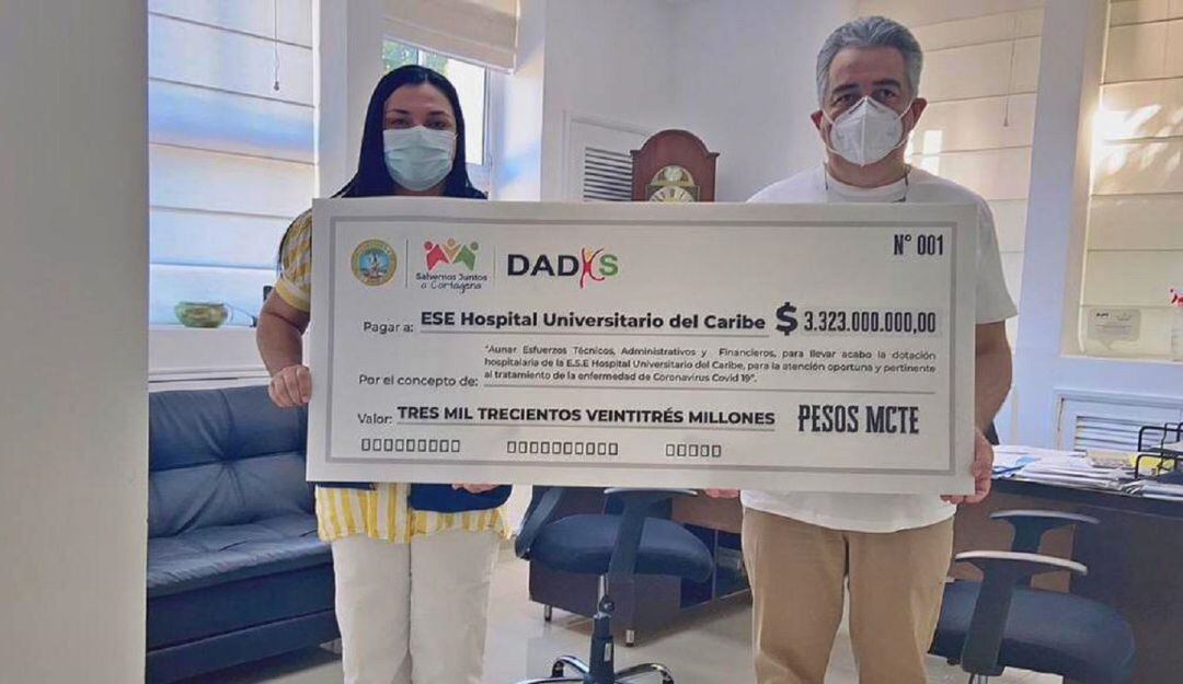 Entrega de recursos al Hospital Universitario del Caribe