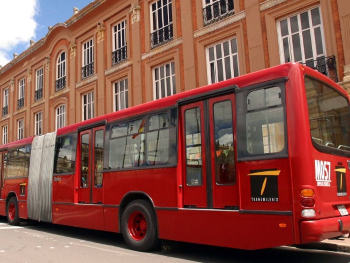 En proceso de matrícula nuevos buses a gas para Transmilenio y Sitp
