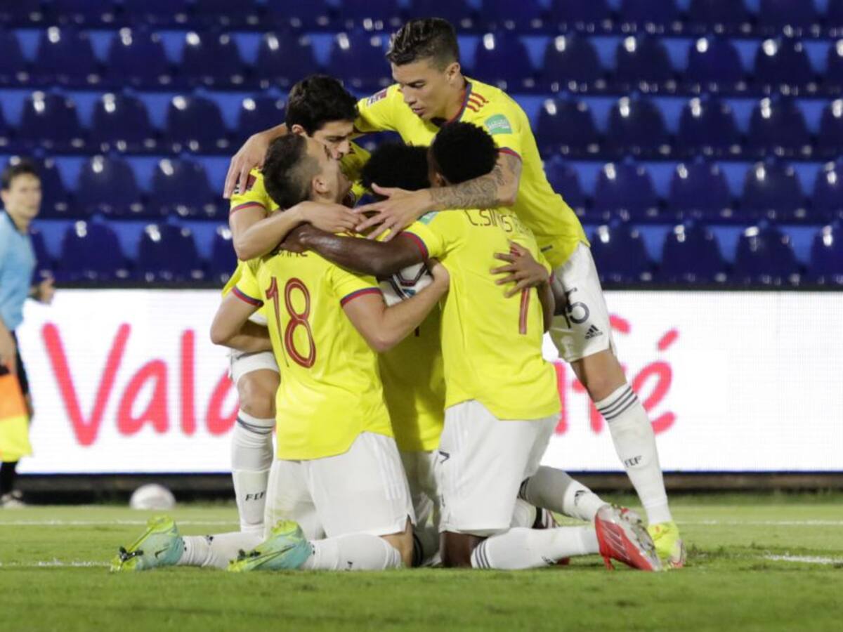 Colombia rescató un punto en su visita a Paraguay y sigue en repechaje