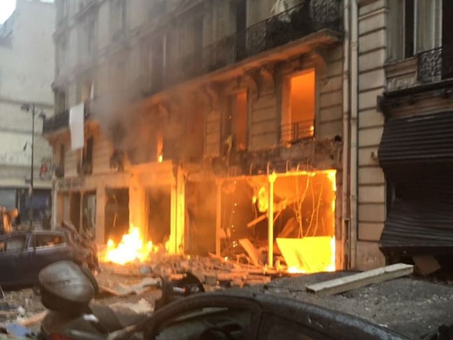 Varios heridos tras una explosión en una panadería en París