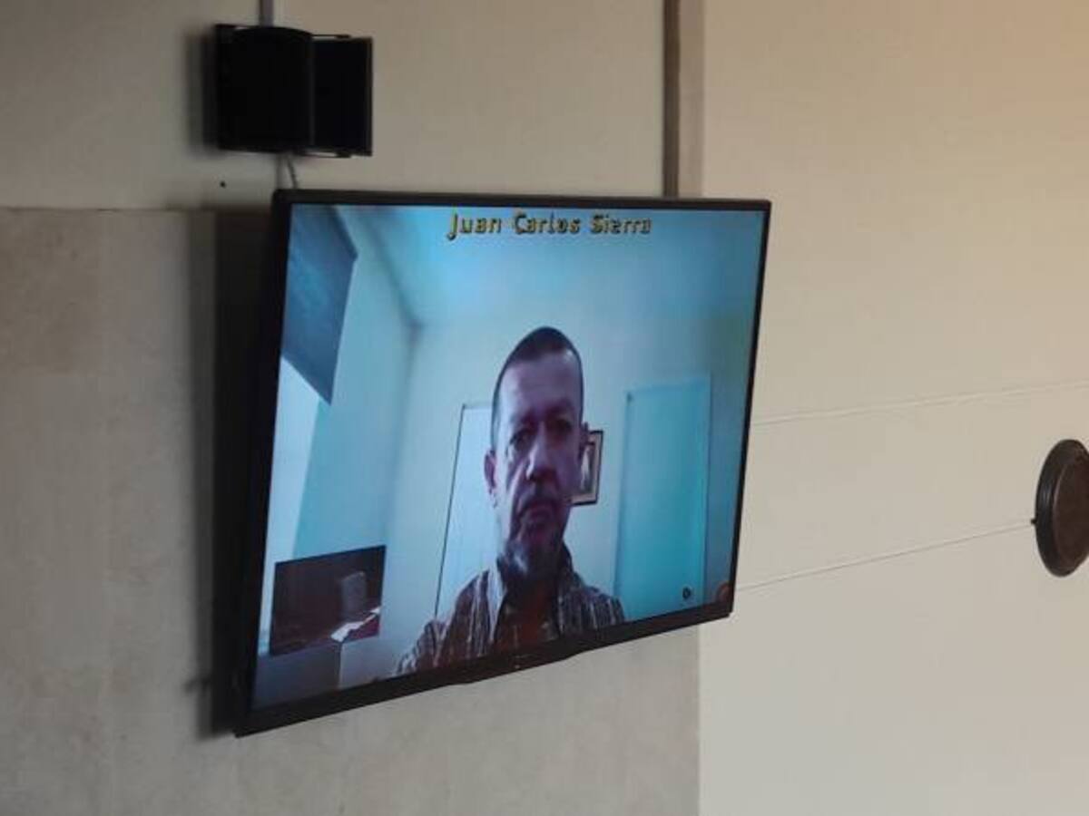 ‘El Tuso Sierra’ confesó quienes habrían pedido declaraciones contra Uribe