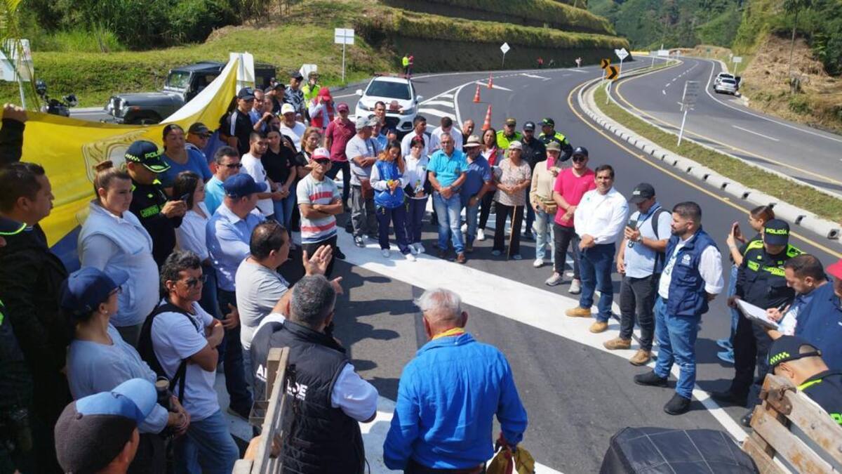 Habitantes de La Capilla tachan de ilógica respuesta de Autopistas del Café sobre retorno