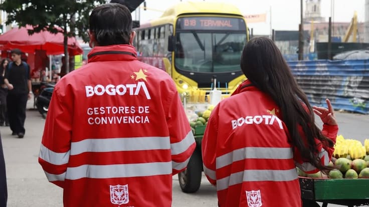 ¡Ojo! Así operan criminales que se hacen pasar por funcionarios de la alcaldía para robar en Bogotá