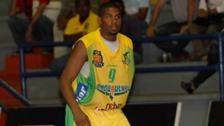 Bambuqueros se mantiene en el liderato de la Liga de baloncesto, después de 16 fechas