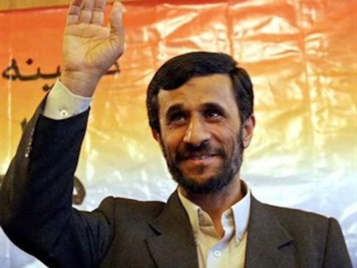 Iran dice que supuesto atentado contra Ahmadineyad fue un incidente con petardos