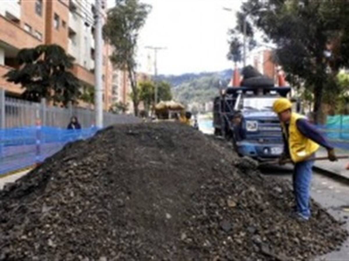 Se comienza a recuperar la malla vial de Bogotá