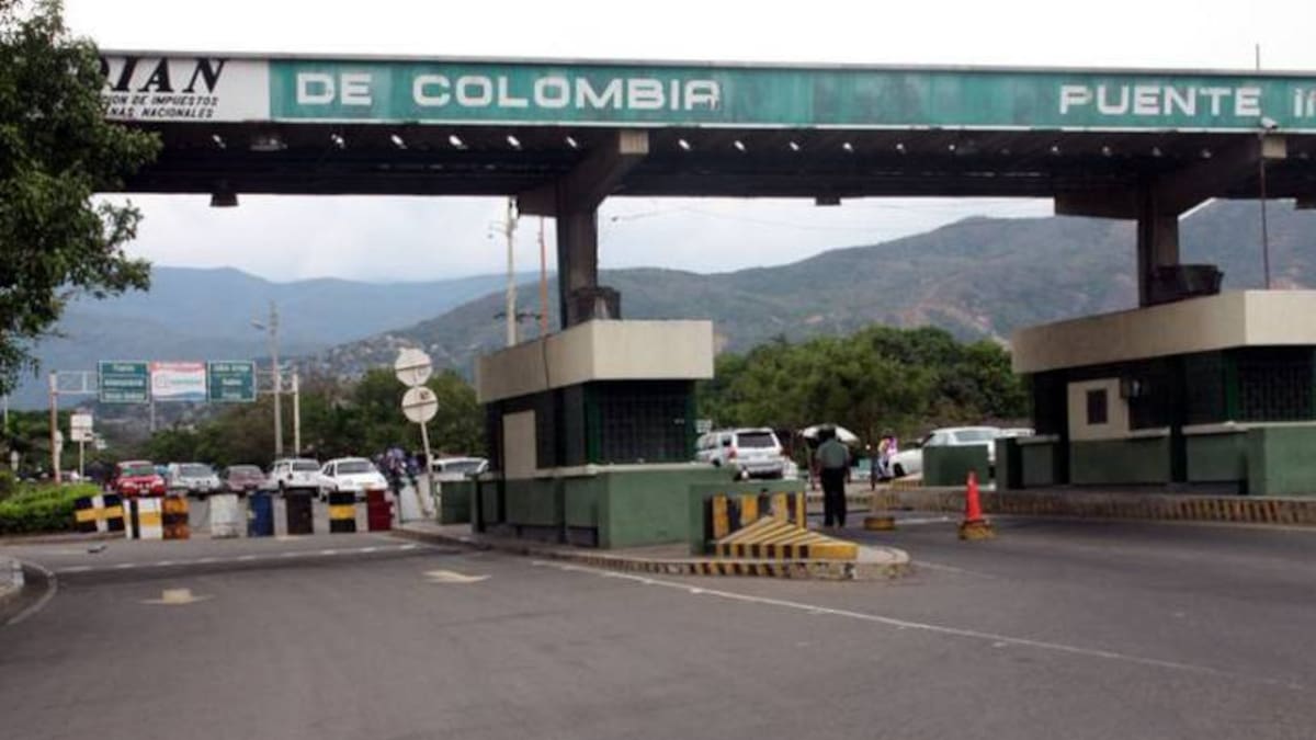 Comenzó retorno de venezolanos que llegaron a su país para participar en las elecciones