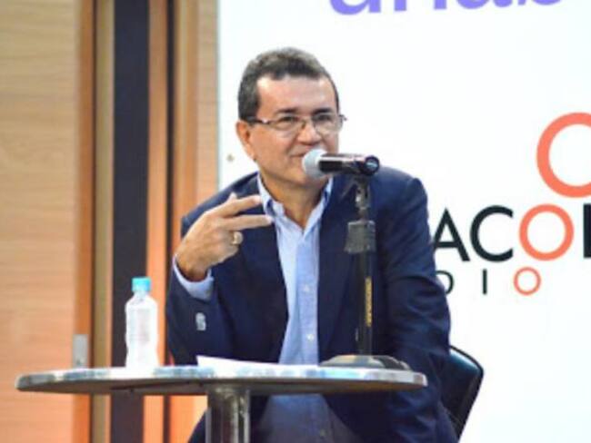 Renunció el director del Área Metropolitana Víctor Azuero