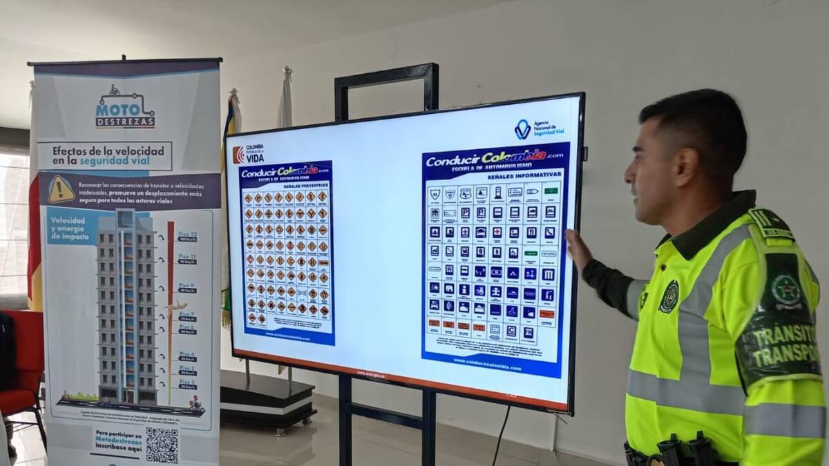 Policías en Neiva se capacitan en prevención y control de normas viales
