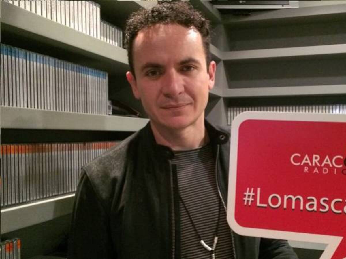 Fonseca saluda a Caracol Radio en sus 70 años