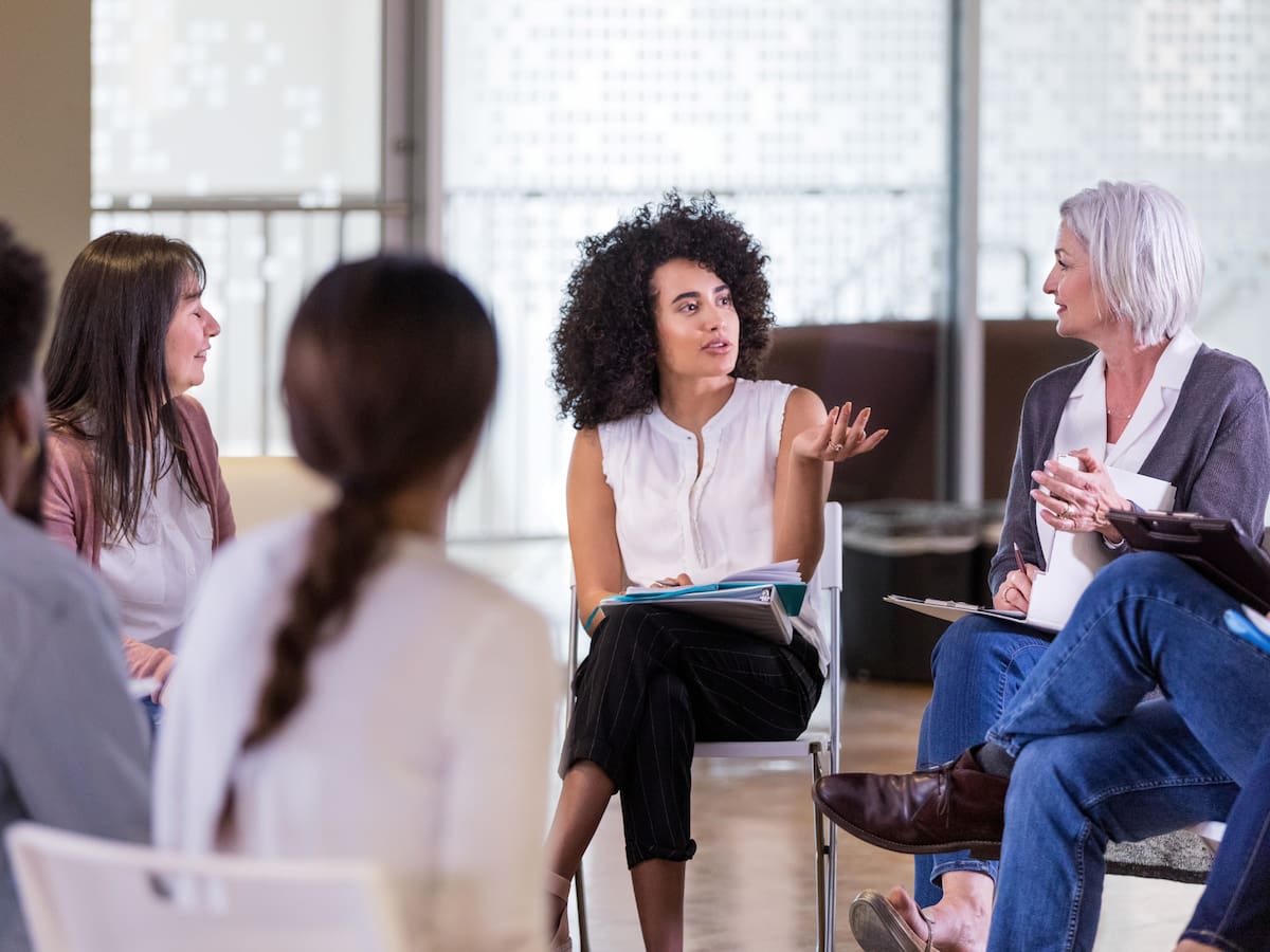 Tres principios para generar nuevos liderazgos públicos en Colombia