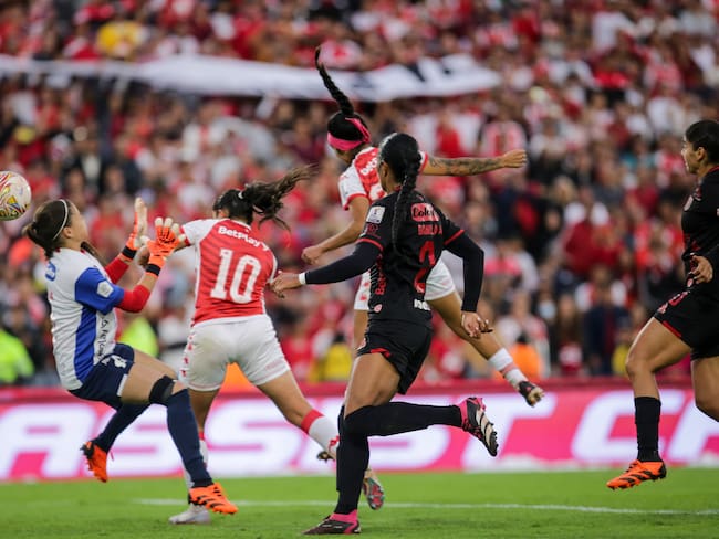 El juego de ida de la Final de la Liga femenina terminó 2-0 a favor de las bogotanas. (Colprensa - Mariano Vimos)