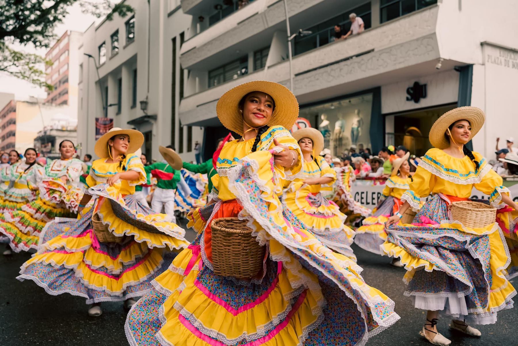 Festival Folclórico Colombiano en Ibagué
