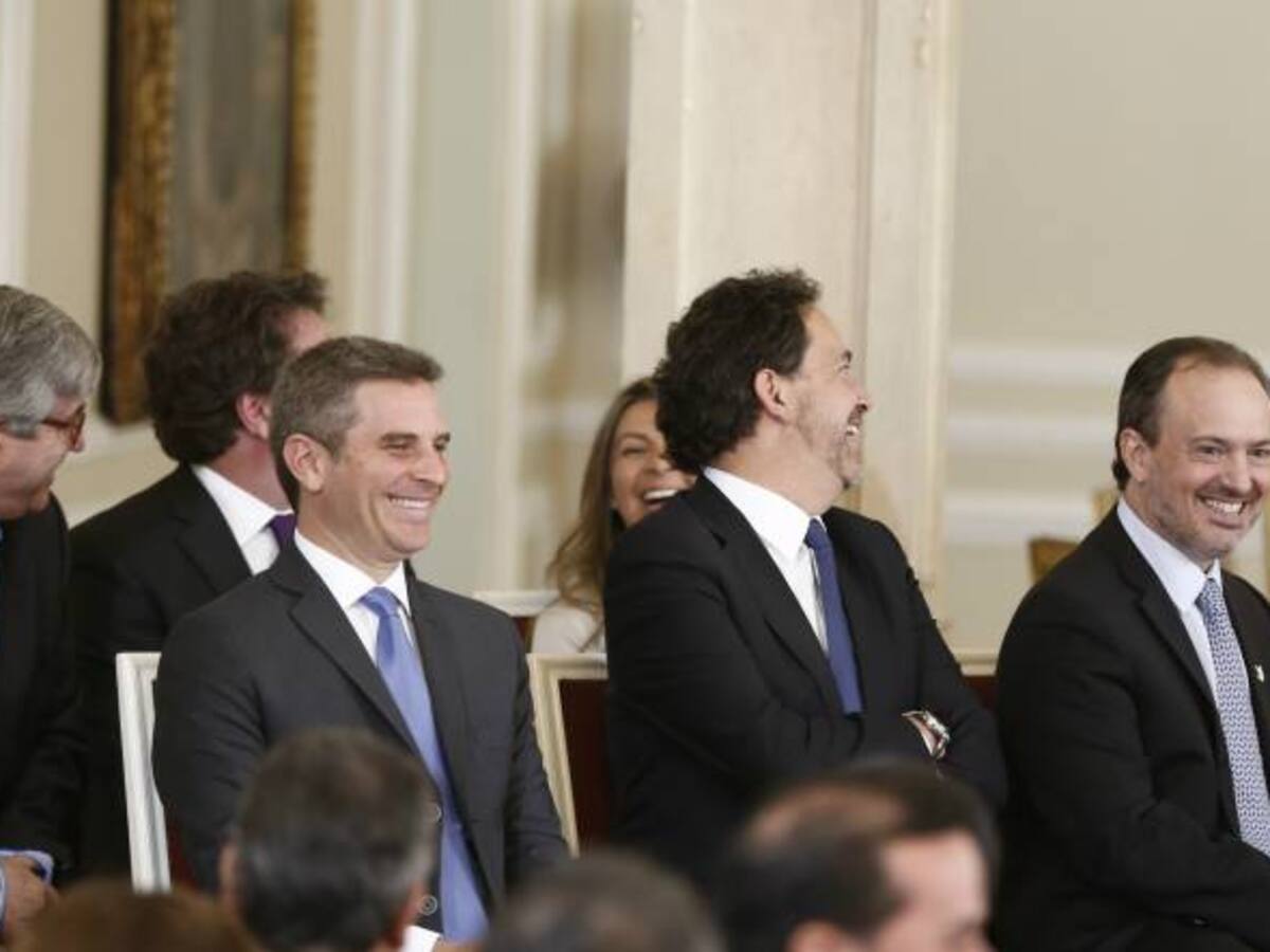 Los ministros que nadie conoce y la nueva medición de popularidad del presidente Santos