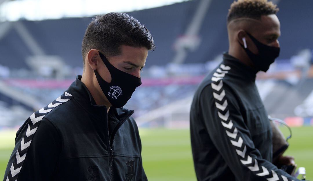 El partido entre Aston Villa y Everton FC se suspendió por un brote de COVID-19.