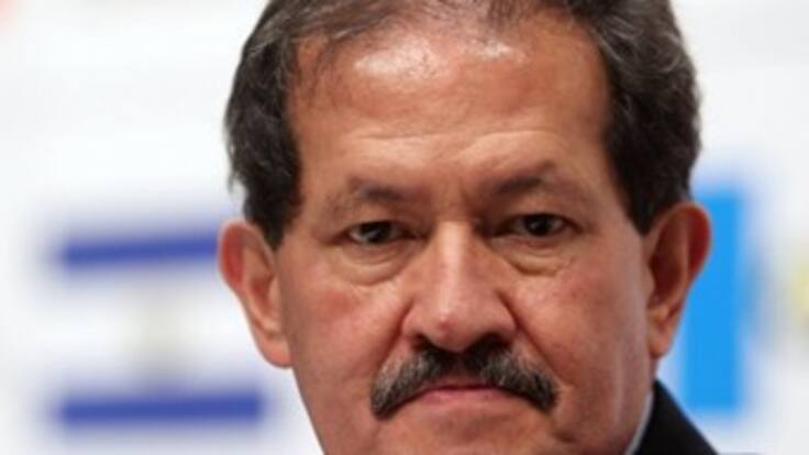 Santos pide no especular con salud del vicepresidente y dice que está estable