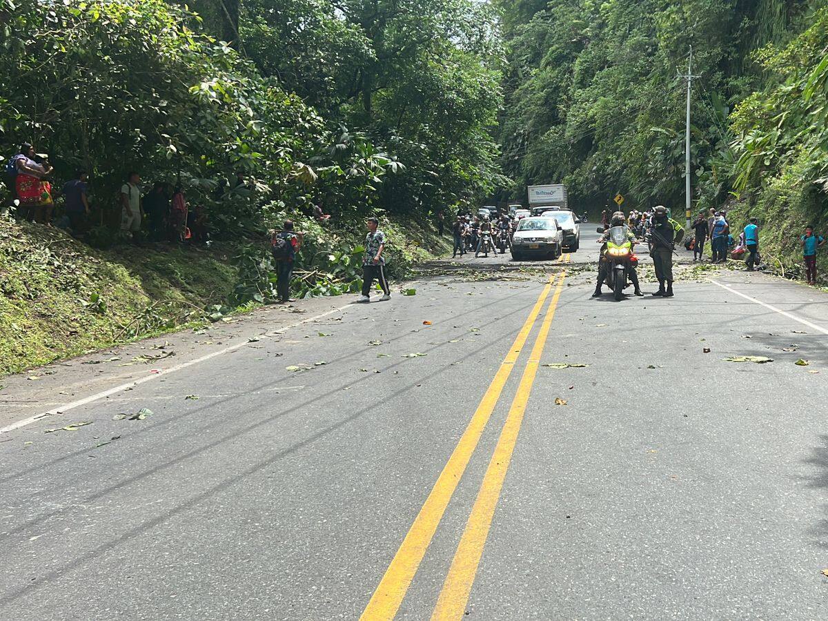 Desbloqueada la vía Medellín- Urabá luego de un acuerdo entre indígenas y autoridades
