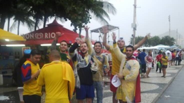 Ni la lluvia ahogó el grito de gol de los colombianos en Brasil