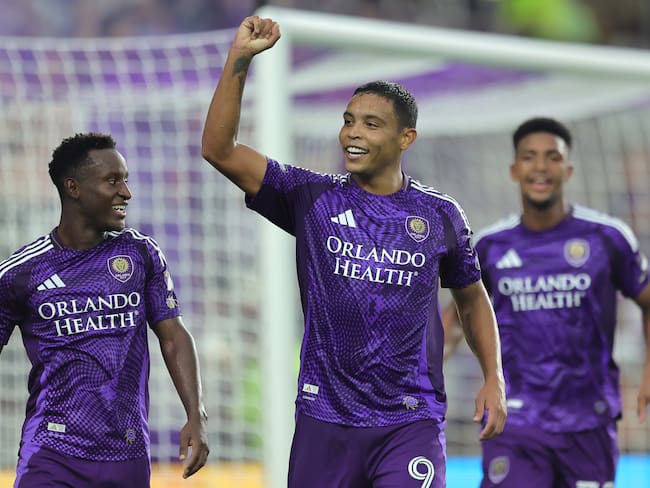 Luis Fernando Muriel celebra uno de sus dos goles ante el Inter Miami. (Photo by Dustin Markland/Getty Images)