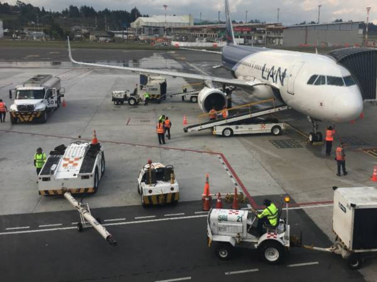 Latam inaugura ruta directa entre Medellín y Lima