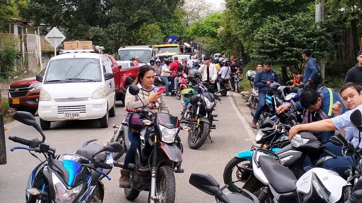 Cierre total de la vía que comunica Neiva con los municipios del norte del Huila
