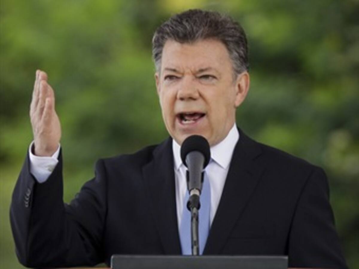 El puerto de destino al finalizar el gobierno será la paz: Santos