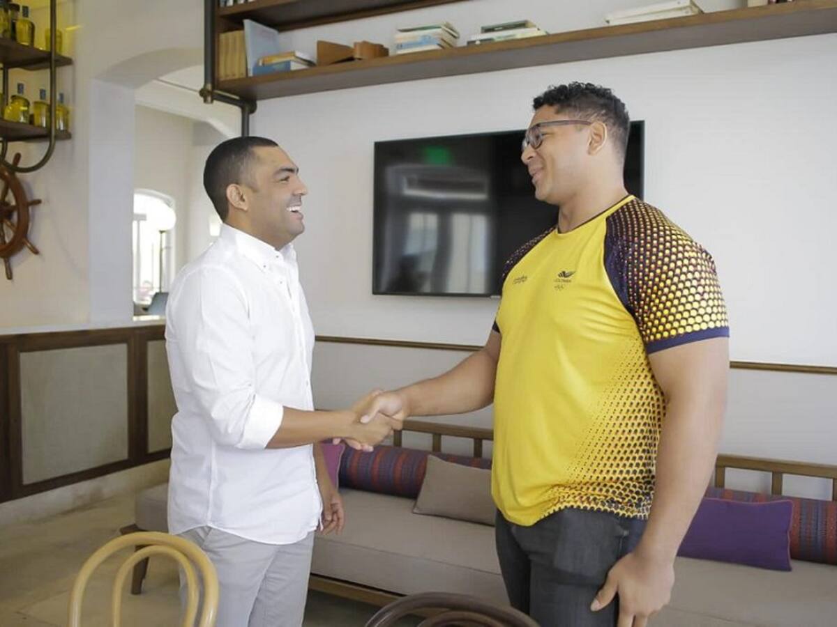 Iderbol exalta al pesista Rafael Cerro como ejemplo para los jóvenes bolivarenses