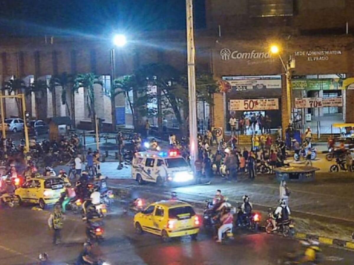 Disidentes serían los responsables del atentado en Comfandi del Prado en Cali