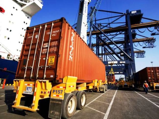 Expedición de actual regulación aduanera ha permitido consolidar TLC con EE.UU.