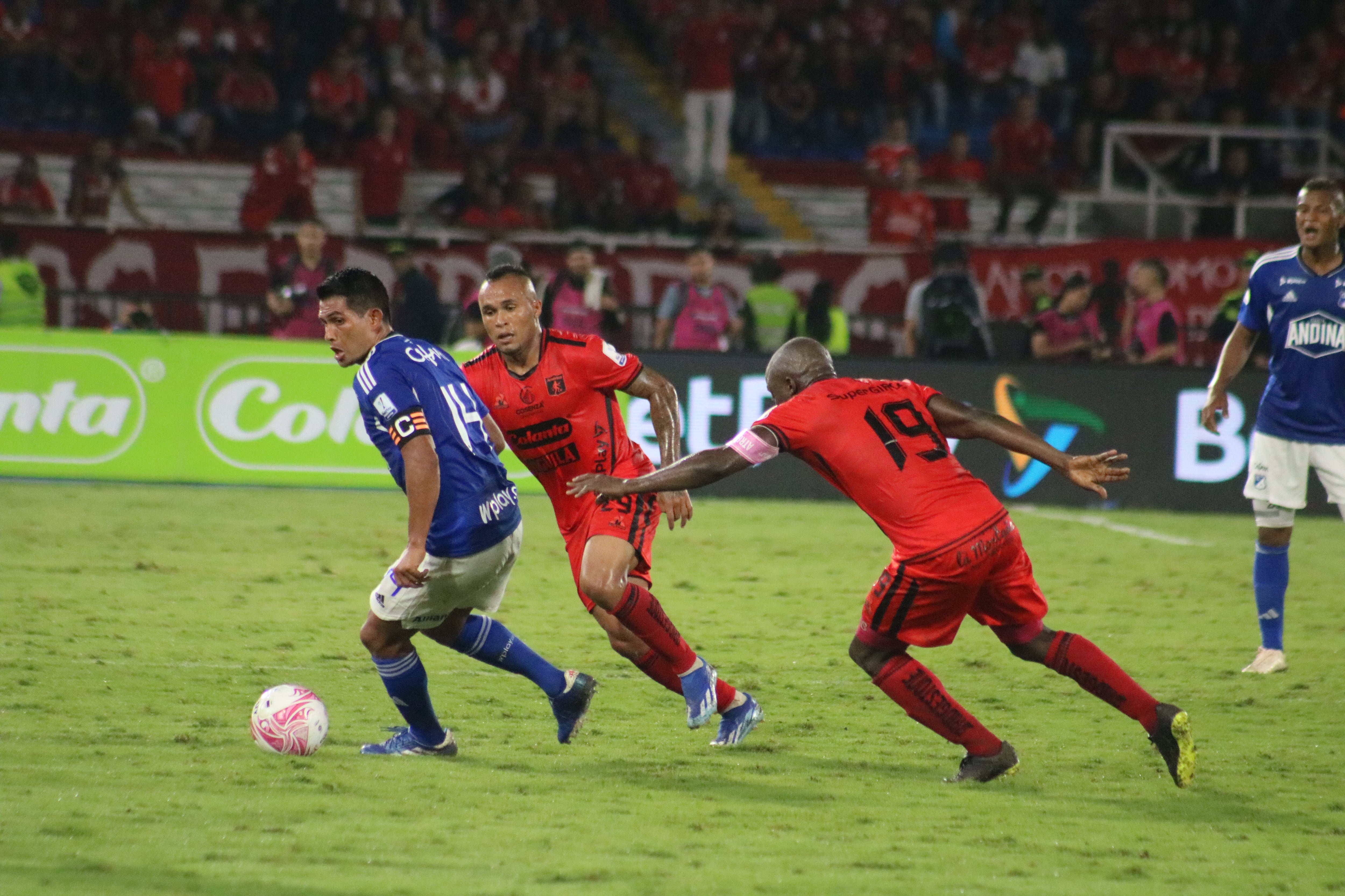 David Mackalister Silva ingresó al segundo tiempo y le cambió la cara a Millonarios en la derrota ante el América / Foto: Daniela Rojas (Cali).