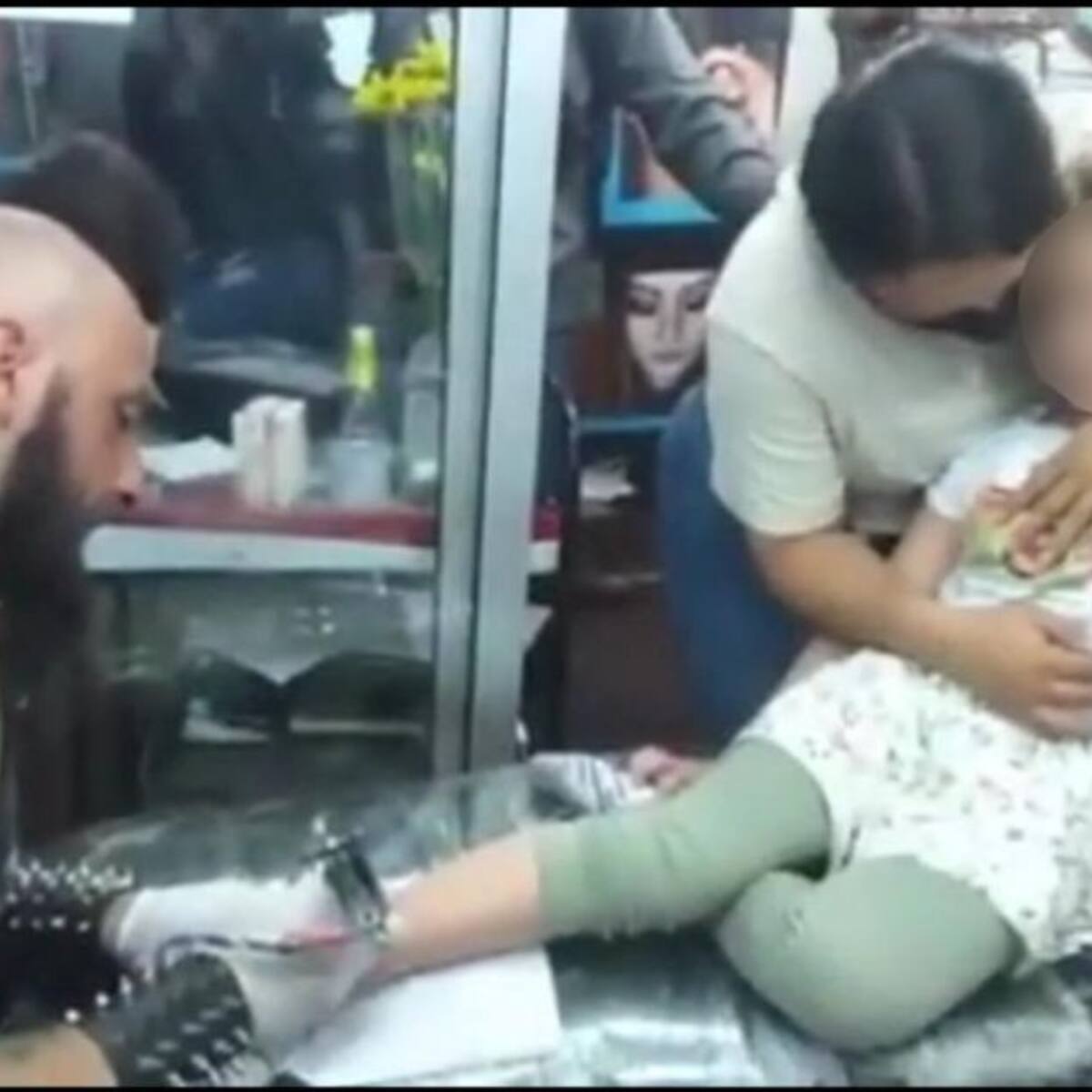 En Pereira investigan caso de niña que fue llevada por su madre a tatuarse